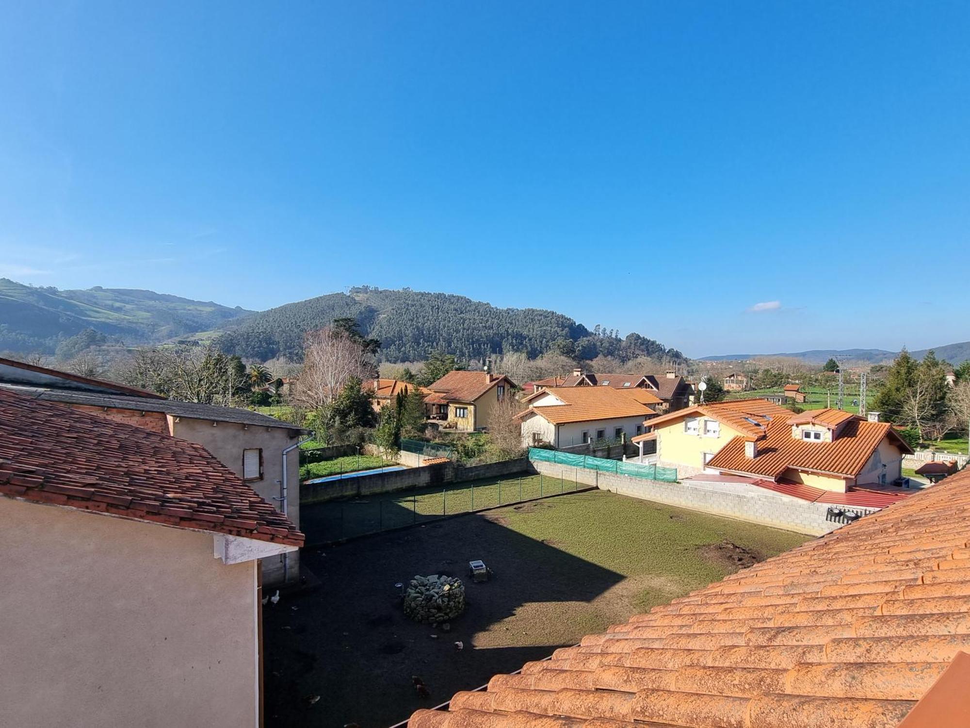 Apartment Romantico Con Terraza Y Piscina Villabanez (Cantabria)